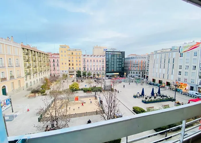 Estudio Doble Con Balcon En Madrid Centro